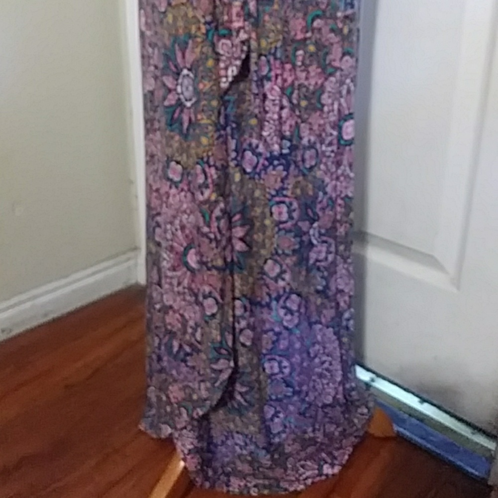 Skirt - Picture 2 of 7